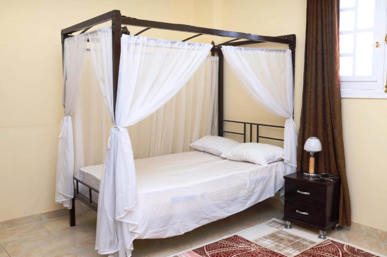 Happiness Guest House ลักซอร์ ภายนอก รูปภาพ