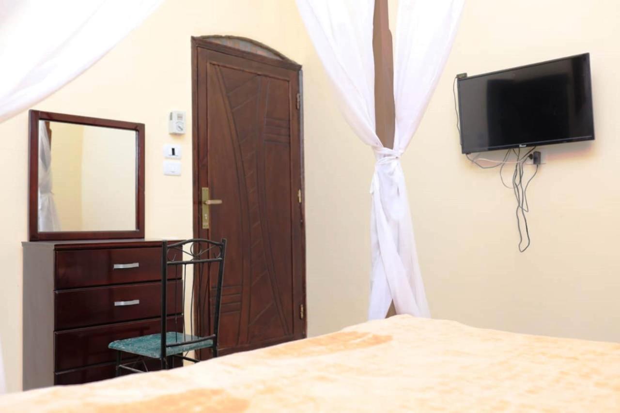 Happiness Guest House ลักซอร์ ภายนอก รูปภาพ